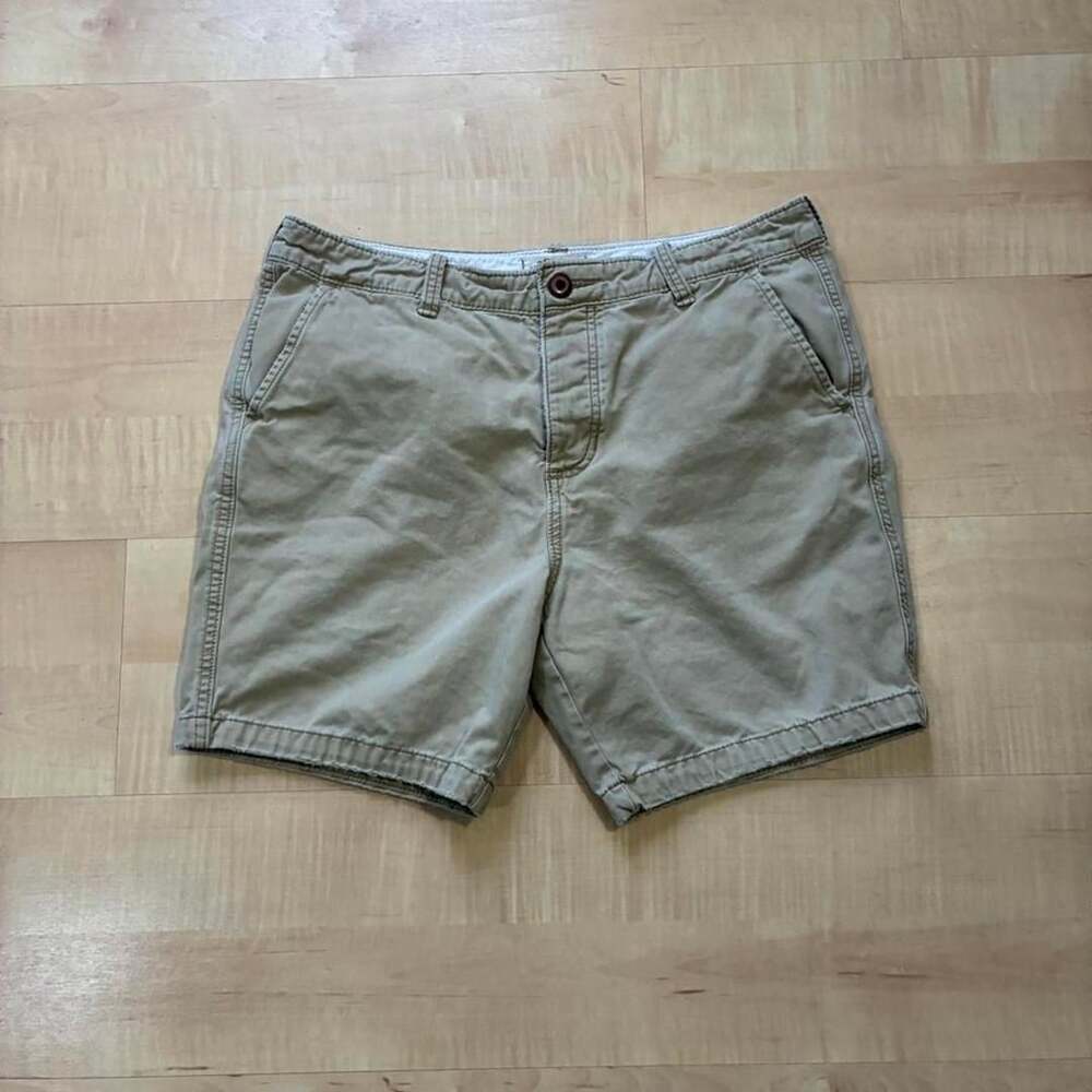 Hollister Chino Shorts Size 34 Khaki Flat Front Y2K Vintage